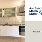 Spacious Two-bedroom Family With Terrace & Free Parking Murter