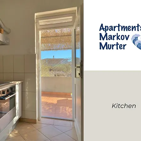 شقة Spacious Two-bedroom Family With Terrace & Free Parking مورتير