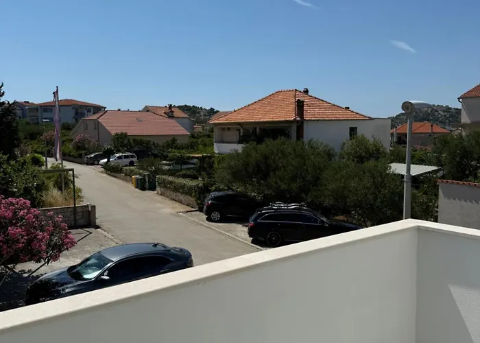 Appartamento Spacious Two-Bedroom Family Apartment With Terrace & Free Parking *